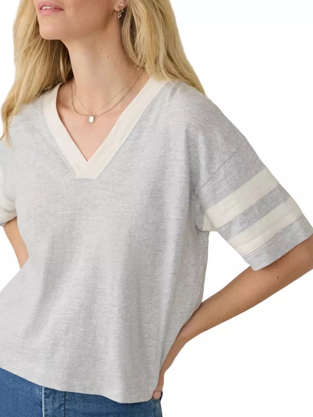 Faherty Ladies Gray V‑Neck Tee with White Trim
